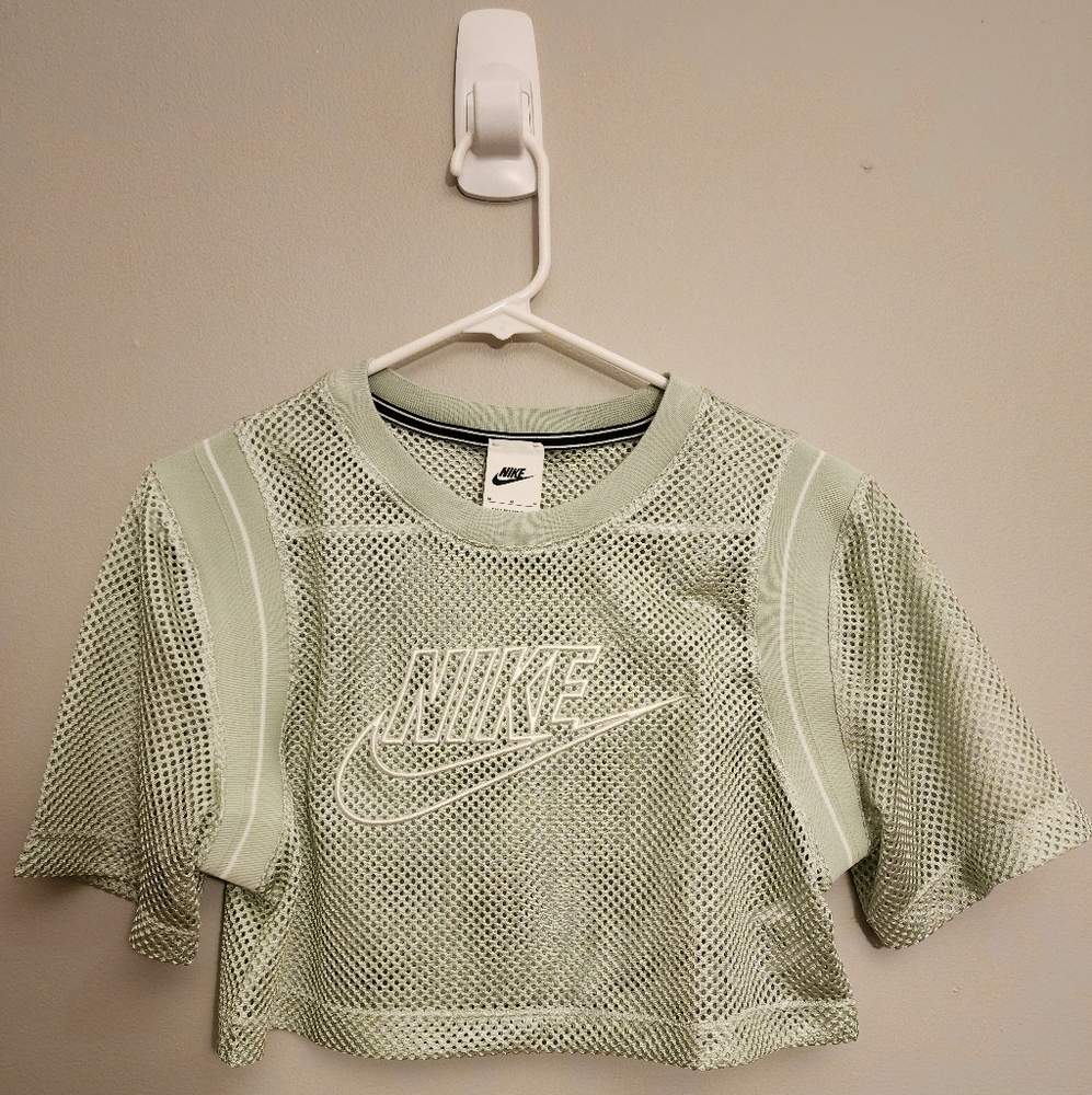 Nike Green And White Mesh Net Cropped Crop Top Sh… - image 6